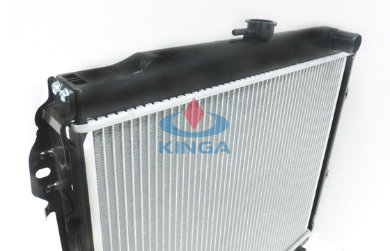 Aluminum Engine Cooler Toyota LN65 RN8 Radiator With Plastic Tank supplier