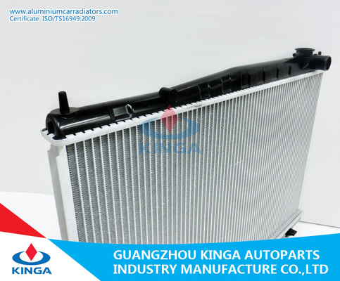 Aluminum Core Auto Radiator for Datsun Truck 21460 2s810 With Plastic Tank supplier