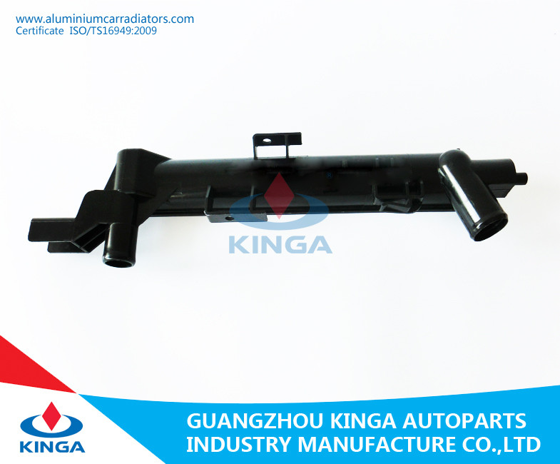 PA66 Right Radiator Plastic Tank Replacement For Toyota Rav4 ' 03 ACA21 AT